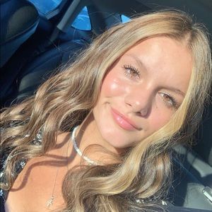 Meet your Posher, Gabby